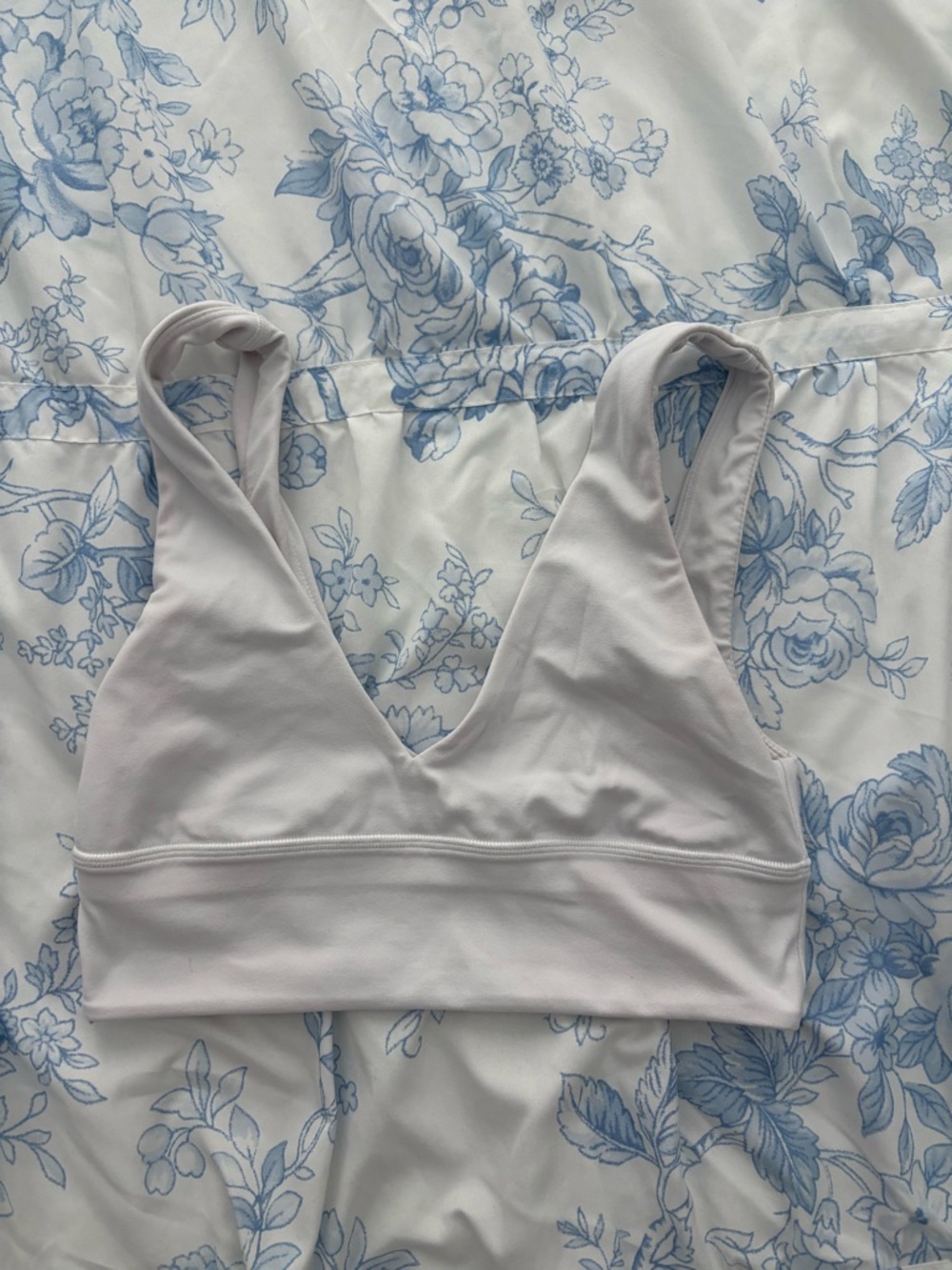 lululemon athletica Align V Neck Bra